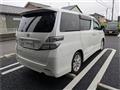 2010 Toyota Vellfire