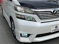 2010 Toyota Vellfire