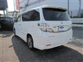 2011 Toyota Vellfire