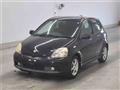 2004 Toyota Vitz