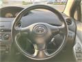 2004 Toyota Vitz