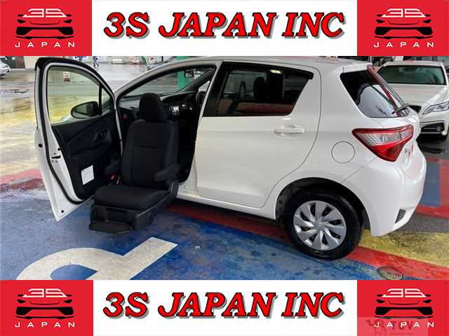 2017 Toyota Vitz