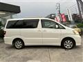 2004 Toyota Alphard