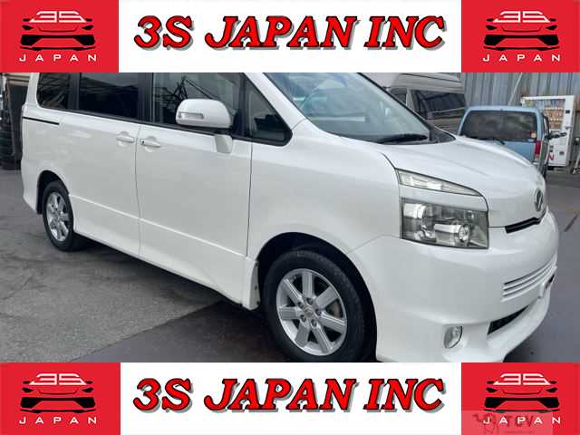 2007 Toyota Voxy