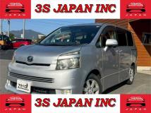 2007 Toyota Voxy
