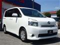 2008 Toyota Voxy