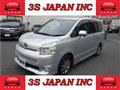 2009 Toyota Voxy