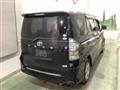 2010 Toyota Voxy