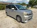 2010 Toyota Voxy