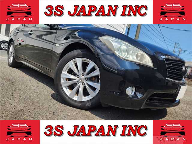 2010 Nissan Fuga