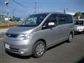 2005 Nissan Serena
