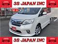 2011 Nissan Serena