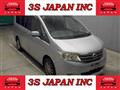 2011 Nissan Serena