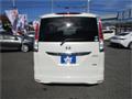 2011 Nissan Serena