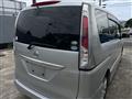 2011 Nissan Serena