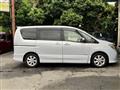 2012 Nissan Serena