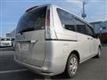 2012 Nissan Serena