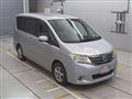 2013 Nissan Serena