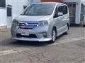 2013 Nissan Serena
