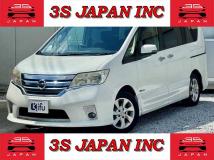 2013 Nissan Serena