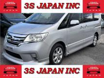 2013 Nissan Serena