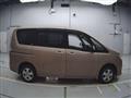 2015 Nissan Serena