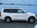 2002 Mitsubishi Pajero