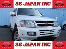 2002 Mitsubishi Pajero