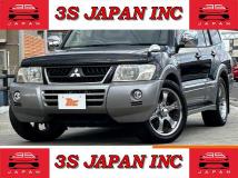 2004 Mitsubishi Pajero