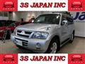 2005 Mitsubishi Pajero