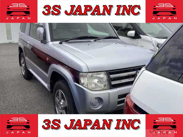 2011 Mitsubishi Pajero Mini