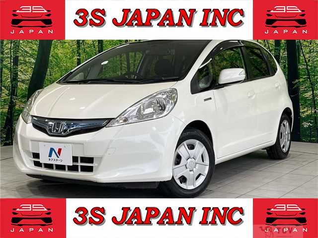 2013 Honda Fit Hybrid