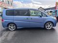 2005 Honda Step WGN