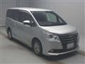 2015 Toyota Noah