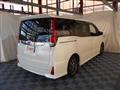2014 Toyota Noah