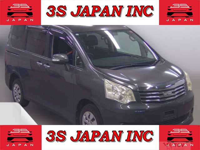 2011 Toyota Noah