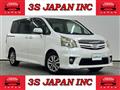 2010 Toyota Noah