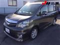 2013 Toyota Noah