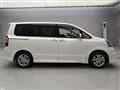 2011 Toyota Noah