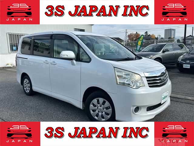 2010 Toyota Noah