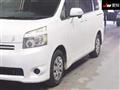 2009 Toyota Voxy