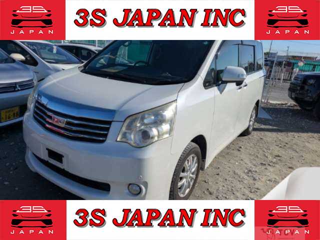 2012 Toyota Noah