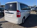 2012 Toyota Noah