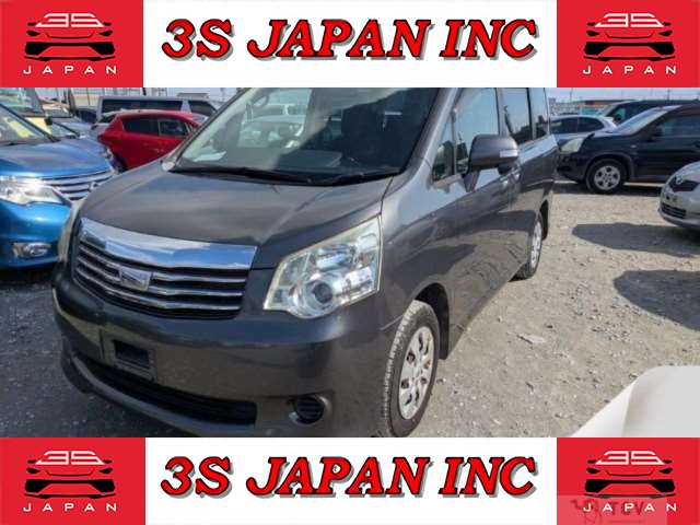 2013 Toyota Noah