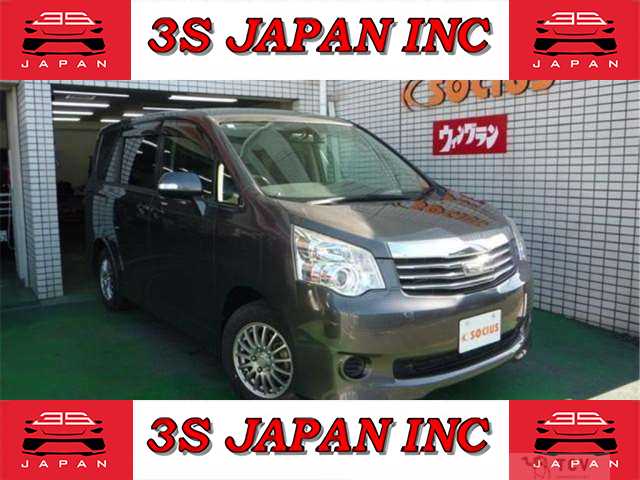 2013 Toyota Noah