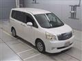 2013 Toyota Noah