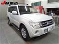 2011 Mitsubishi Pajero