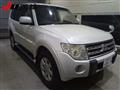 2011 Mitsubishi Pajero