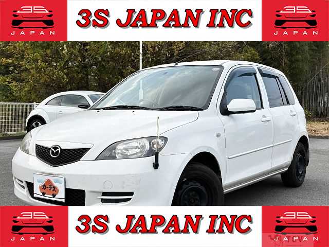 2004 Mazda Demio