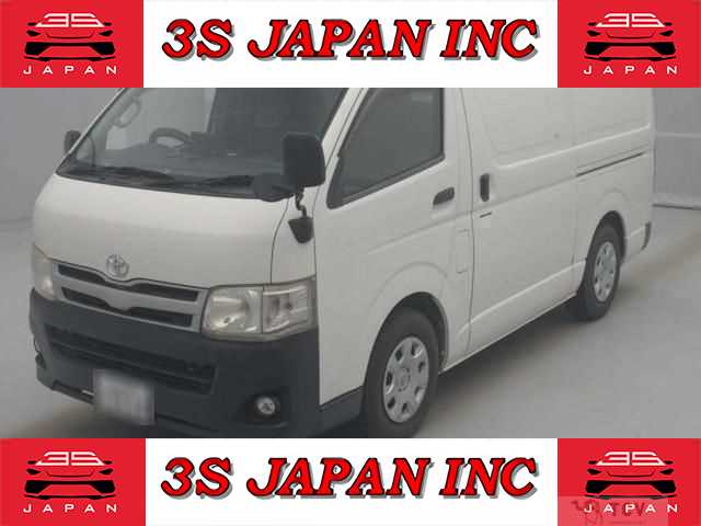 2010 Toyota Regiusace Van